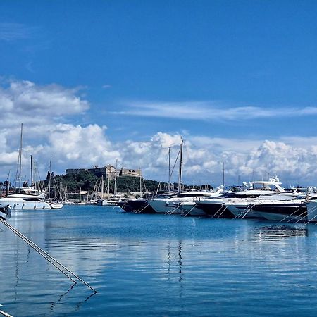 Escapade Antiboise Avec Parking Inclus Hotel Antibes Luaran gambar