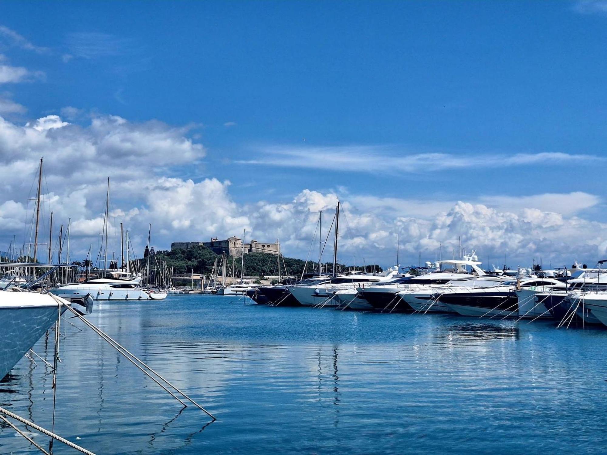 Escapade Antiboise Avec Parking Inclus Hotel Antibes Luaran gambar